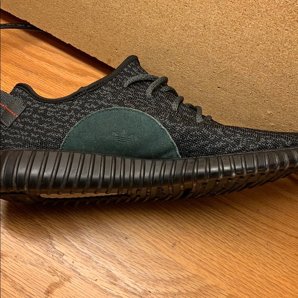 yeezy 350 pirate black’s - Picture 2 of 7